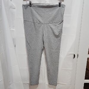 GAP Gray Performance Cotton Top